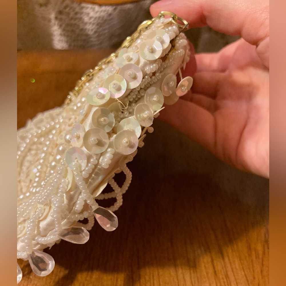 White Vintage Sequin Beaded Small Clutch Purse - Damage - Picture 8 of 17